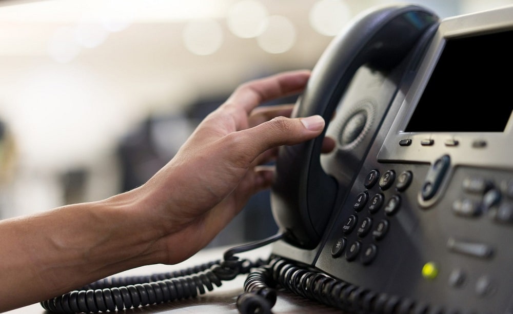 Manually Dailing Customers