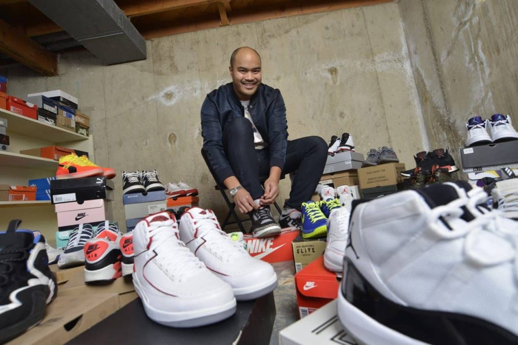 SNEAKERHEAD